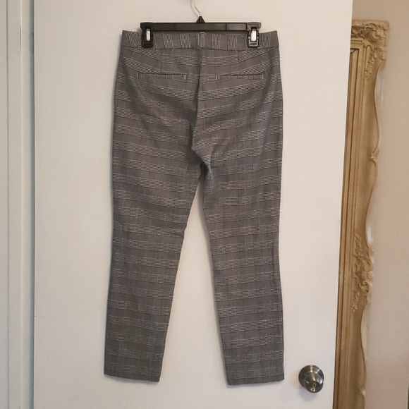 Banana Republic Sloan Pants 4 EUC - Picture 7 of 12